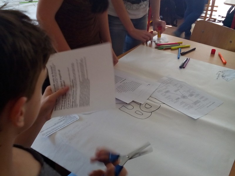 březen 2015