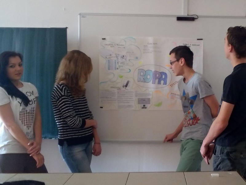 březen 2015