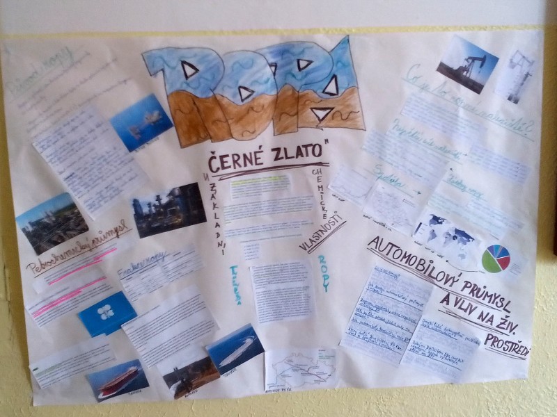 březen 2015