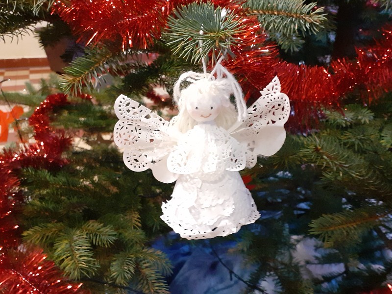 listopad a vyhlášení výsledků 12. prosince 2025