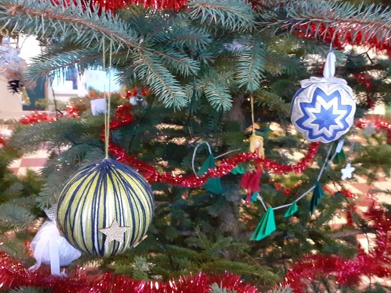 listopad a vyhlášení výsledků 12. prosince 2025