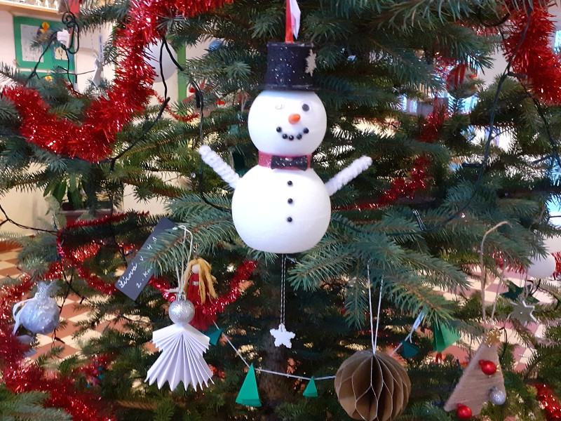 listopad a vyhlášení výsledků 12. prosince 2025