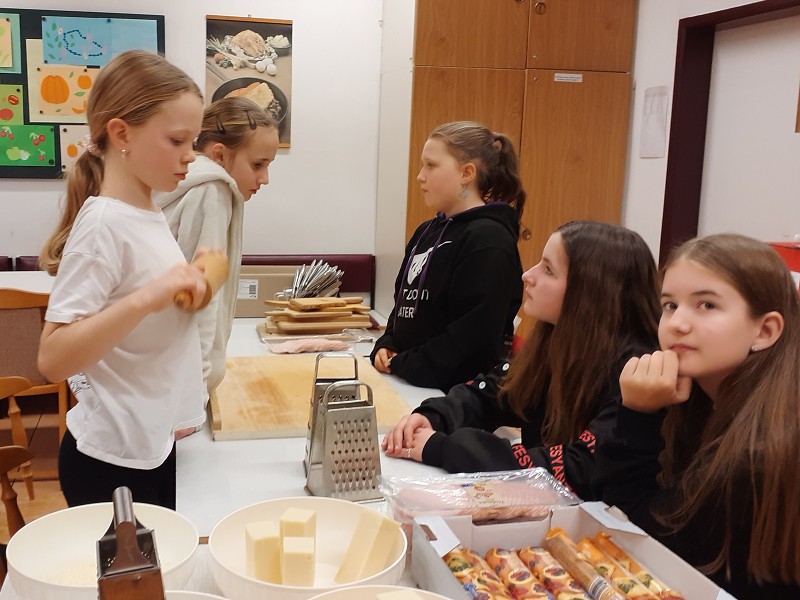 14. a 15.. února 2025