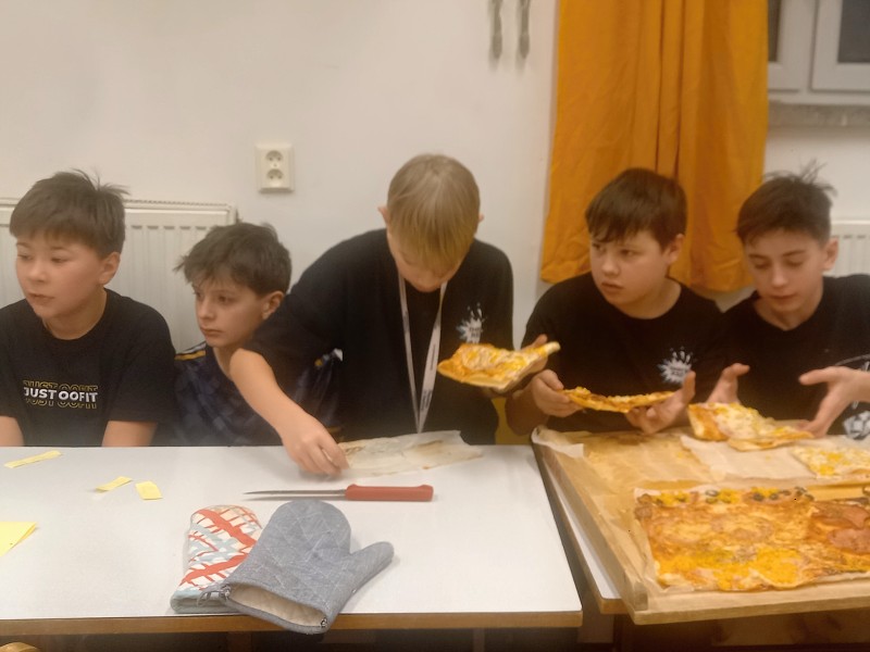 14. a 15.. února 2025