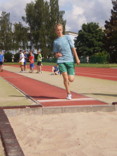 květen - červen 2016
